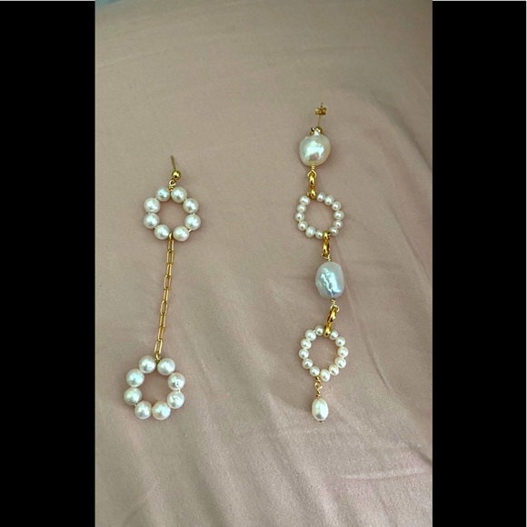Eliou Pearl Circle Drop Earrings - Picture 1 of 2